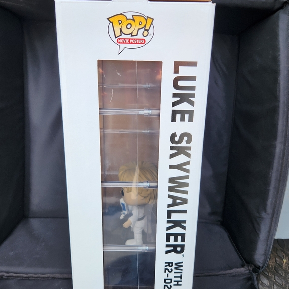 Funko Pop! Movie Poster Star Wars Luke Skywalker & R2-D2 Vinyl Figures & Poster - Picture 5 of 5